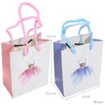 Silhouette-Halskette mit goldfarbenem Ballerina-Anhänger – Bild 2