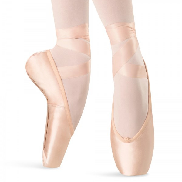 CREATOR: gd-jpeg v1.0 (using IJG JPEG v62), quality = 90 Bloch Hannah Pointe Dance Shoes - Image 1