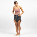 Nino Pro Damen-Sweatshorts mit integrierten Shorts und Schlitzen